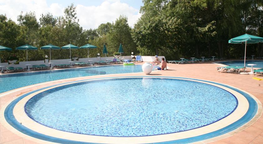 Imagine Hotel Holiday Village