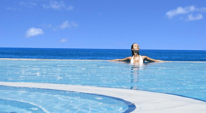 Imagine Hotel Charisma Deluxe