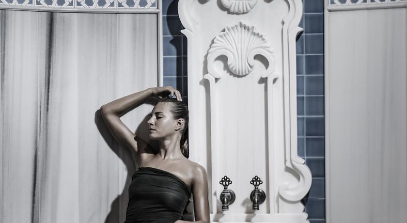 Imagine Hotel Charisma Deluxe