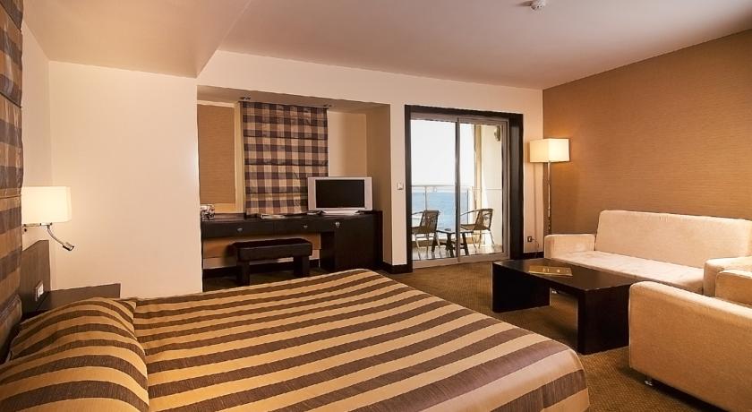 Imagine Hotel Charisma Deluxe