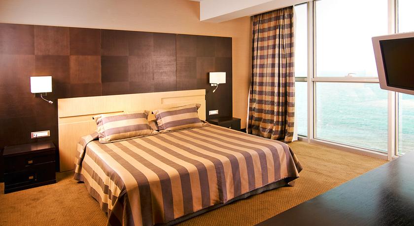 Imagine Hotel Charisma Deluxe