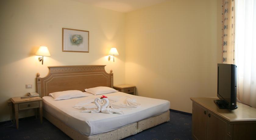 Imagine Hotel Marina Royal Palace