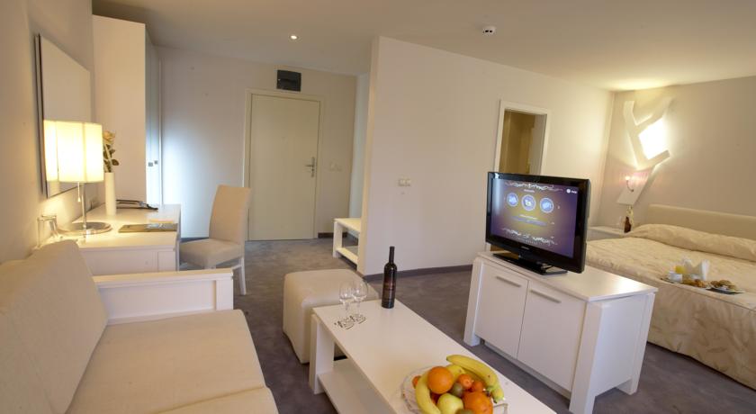 Imagine Hotel Festa Chamkoria