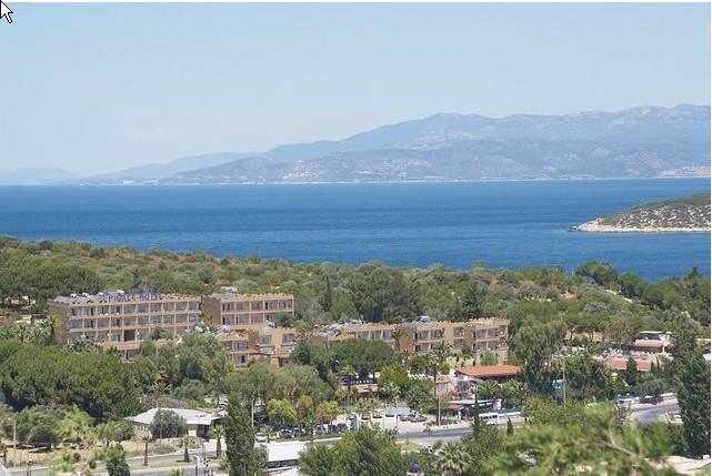 Imagine Hotel Pigale Beach