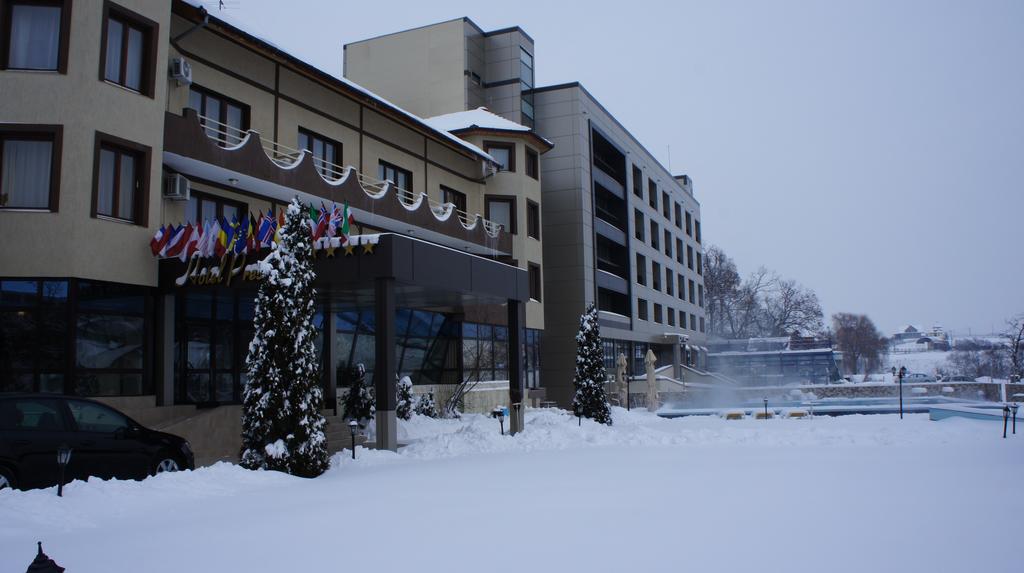 Imagine Hotel President