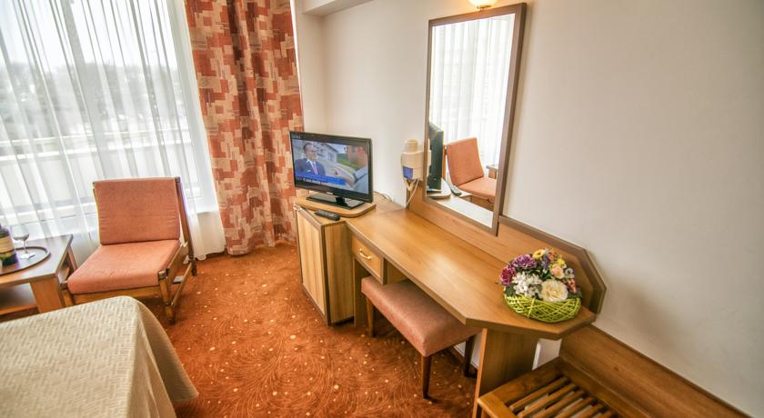 Imagine Hotel Condor