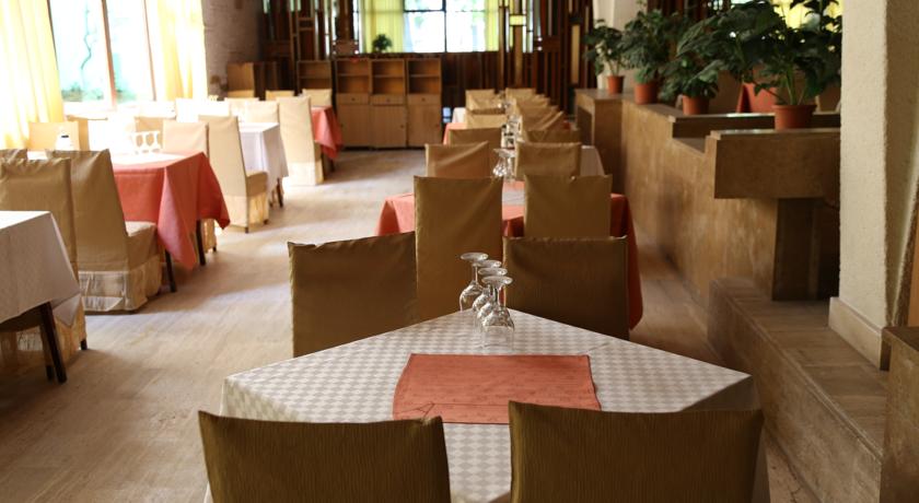 Imagine Hotel National