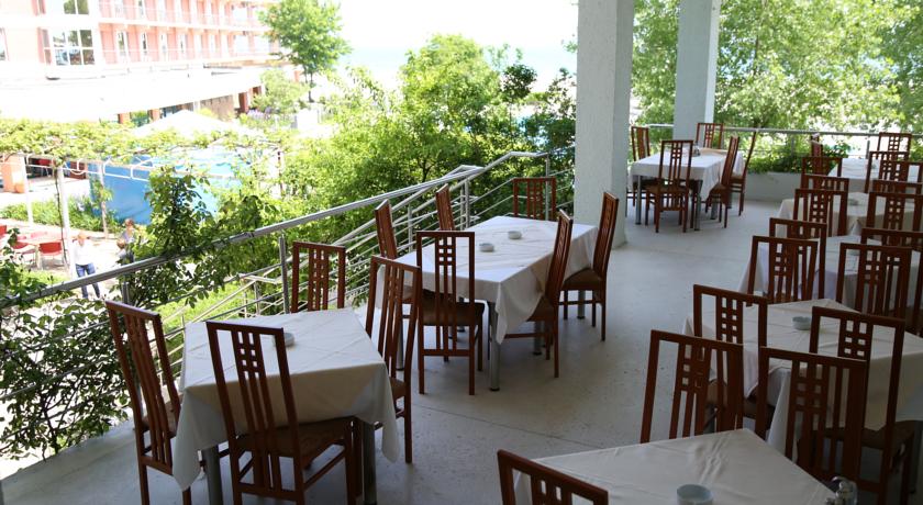 Imagine Hotel Comandor