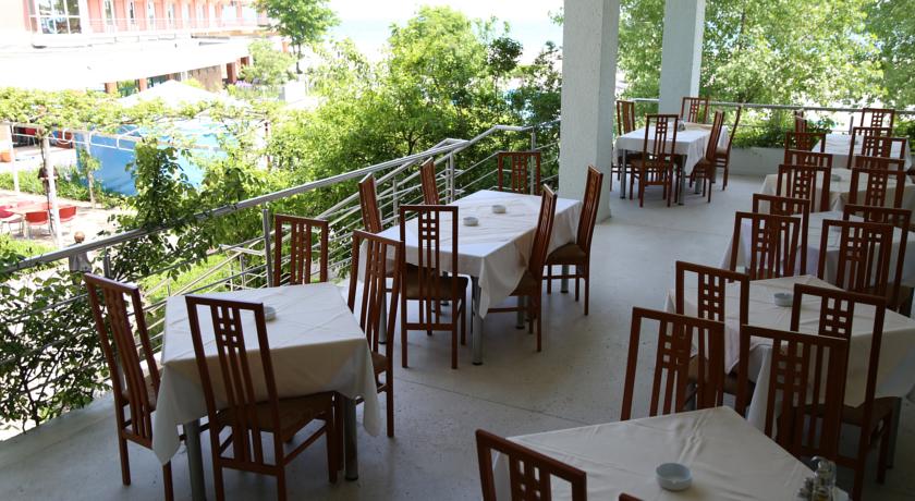 Imagine Hotel Comandor