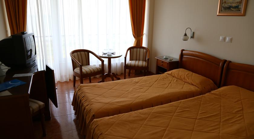 Imagine Hotel Comandor