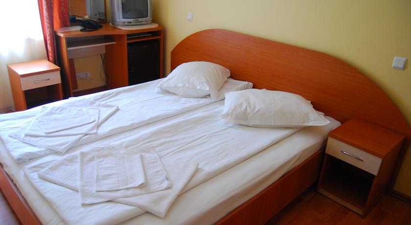 Imagine Hotel Violeta