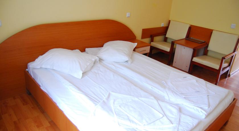 Imagine Hotel Violeta