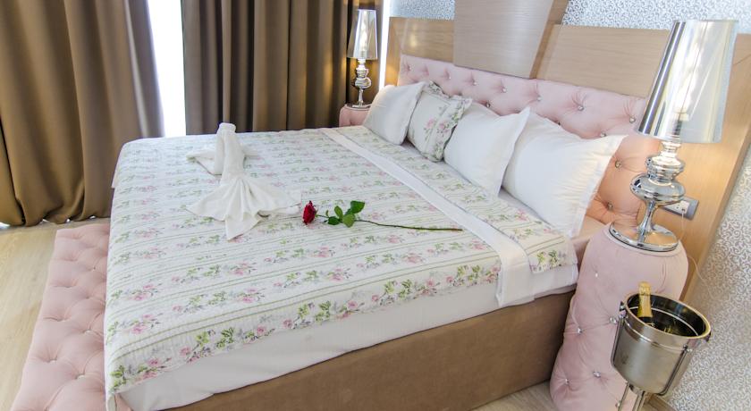 Imagine Hotel Phoenicia Luxury