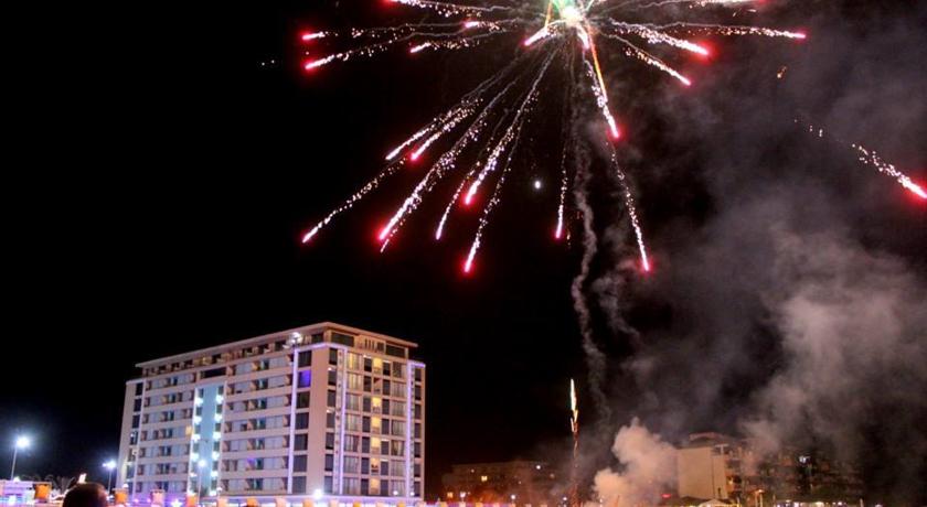 Imagine Hotel Phoenicia Luxury