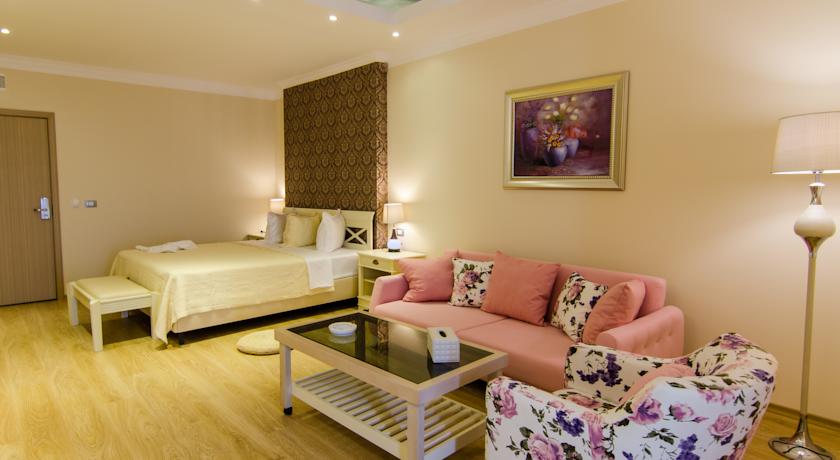 Imagine Hotel Phoenicia Luxury