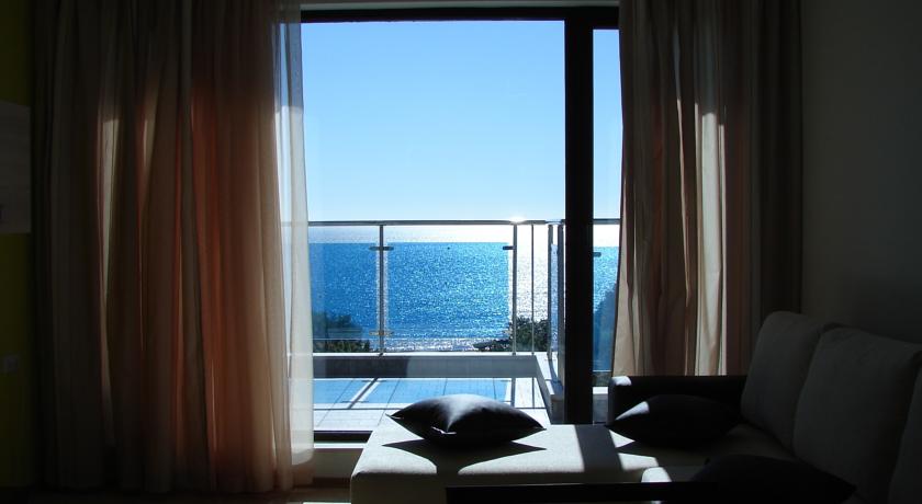 Imagine Aparthotel Royal Cove
