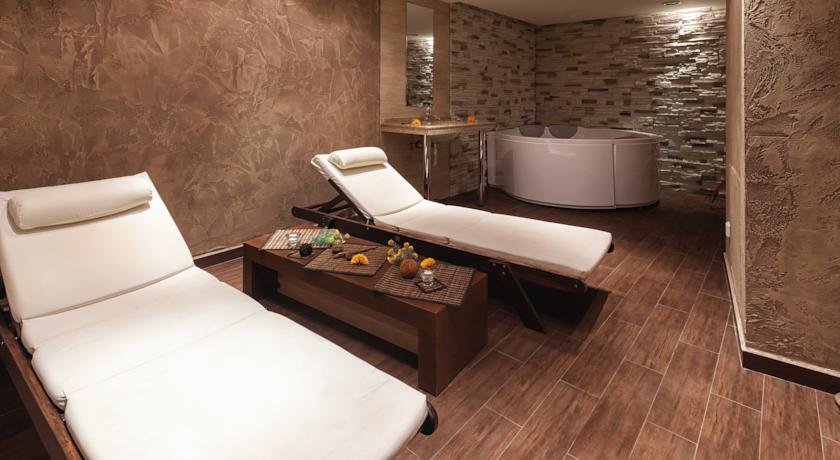 Imagine Hotel  Terra Complex