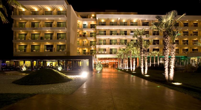 Imagine Hotel Dit Evrika Beach Club