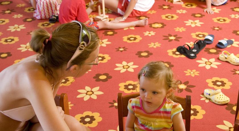 Imagine Hotel Dit Evrika Beach Club