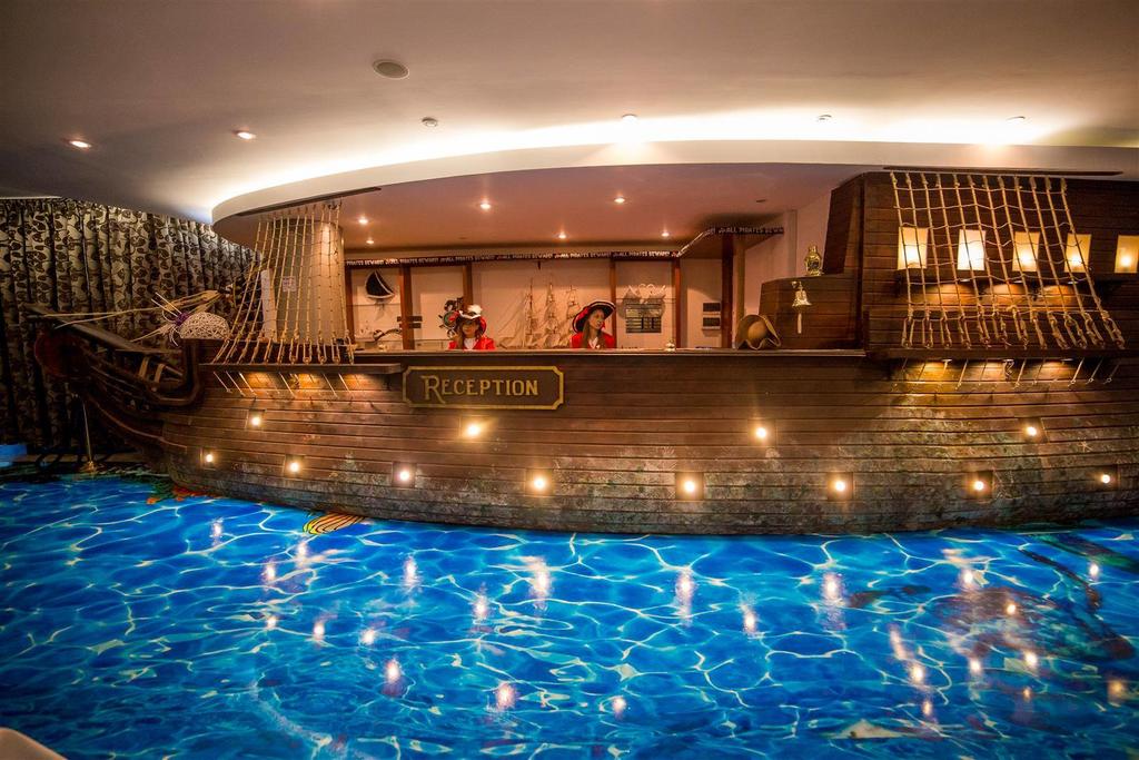 Imagine Bicaz Pirates  Resort Mamaia