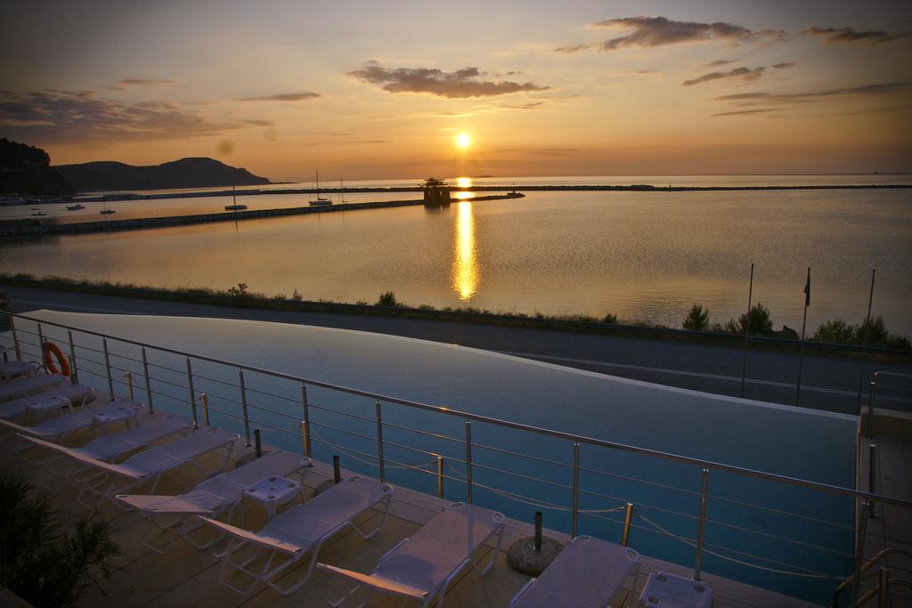 Imagine Hotel Kymi Palace