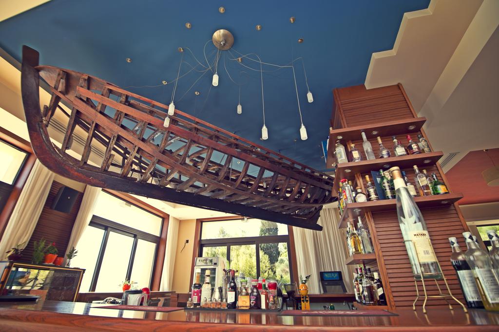 Imagine Hotel Kymi Palace