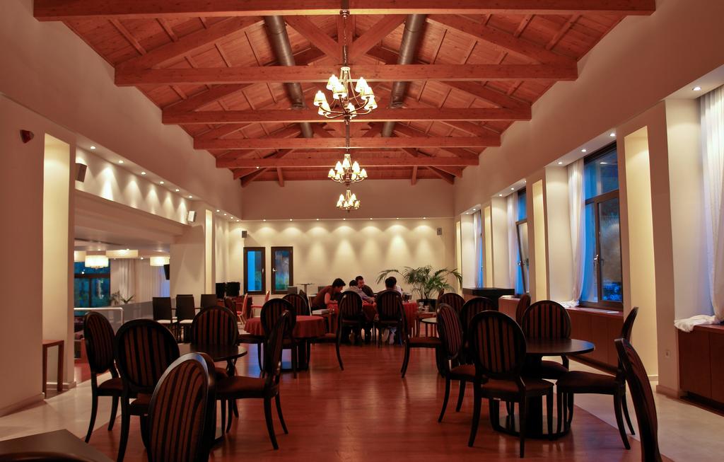 Imagine Hotel Kymi Palace