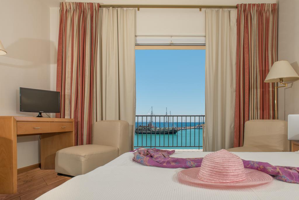Imagine Hotel Strada Marina