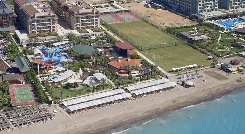Imagine Crystal Family Resort & Spa