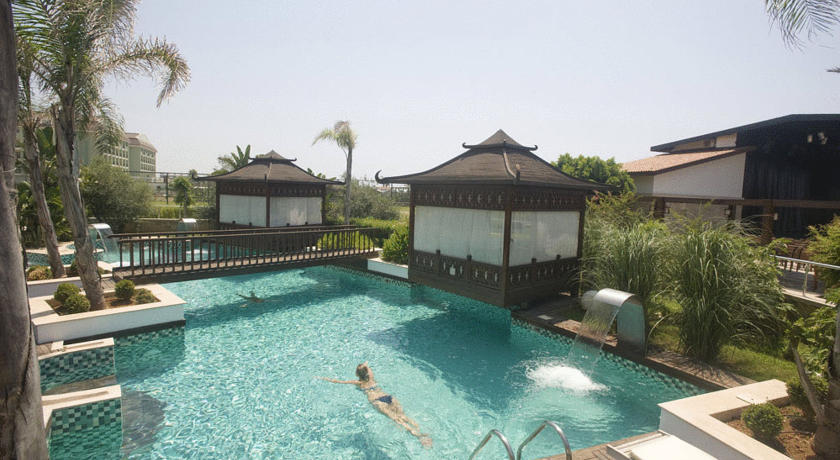 Imagine Crystal Family Resort & Spa