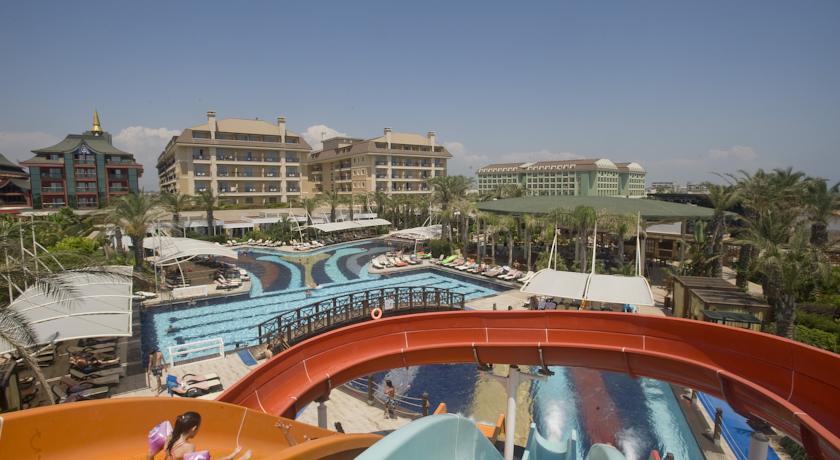 Imagine Crystal Family Resort & Spa