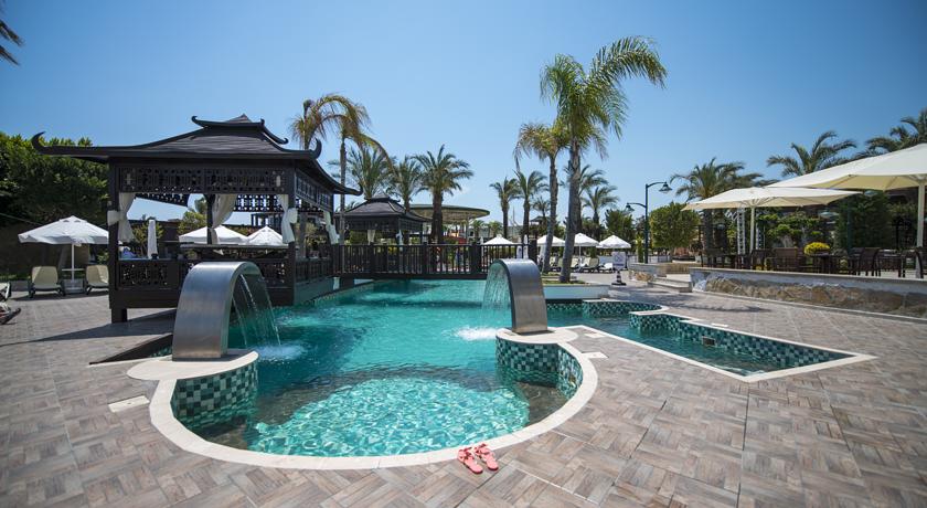 Imagine Crystal Family Resort & Spa