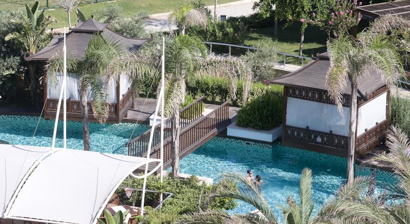 Imagine Crystal Family Resort & Spa